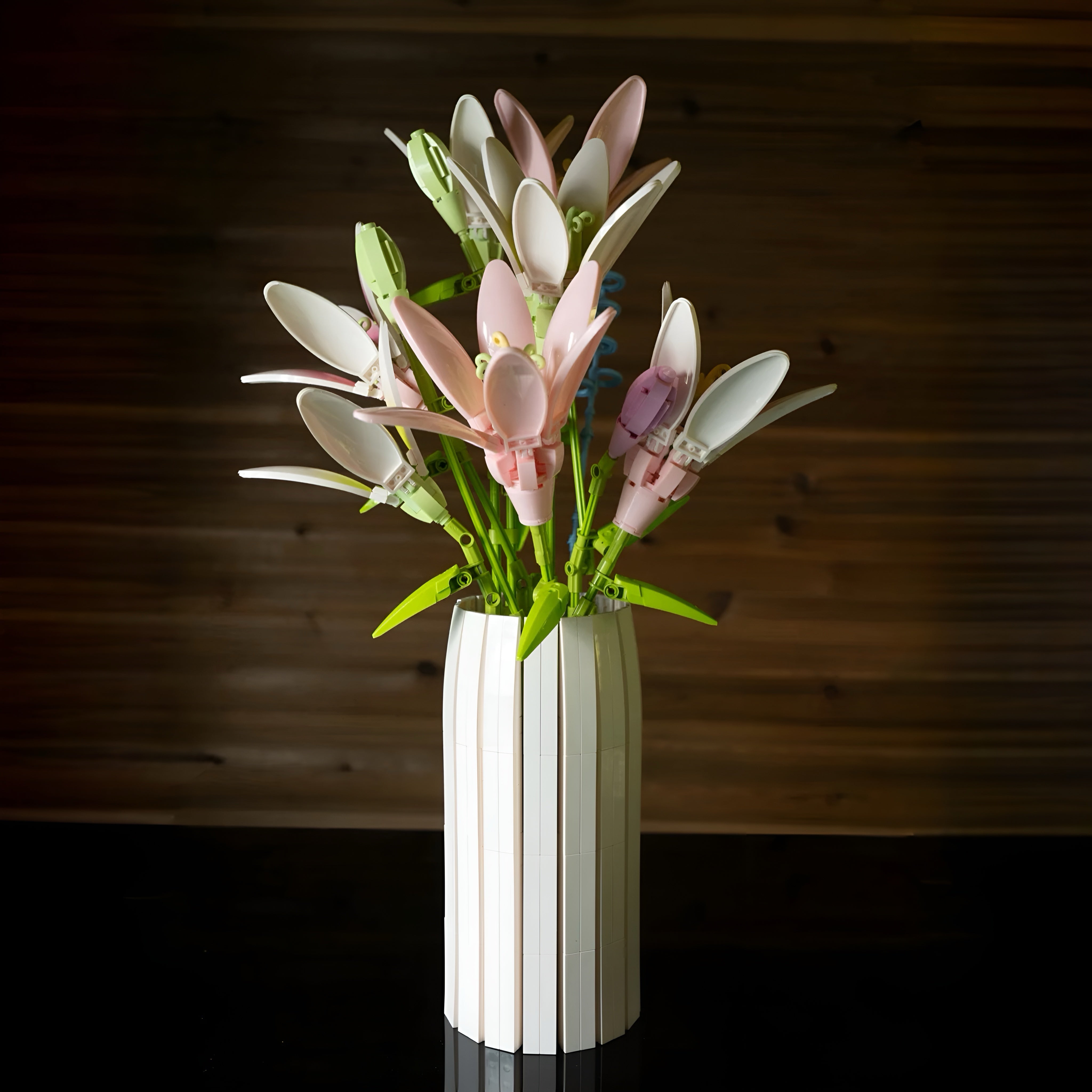 The Lily Bouquet Bricked Bouquet   639C8697 D6C6 43C5 BF48 977E9DCBB1D4 