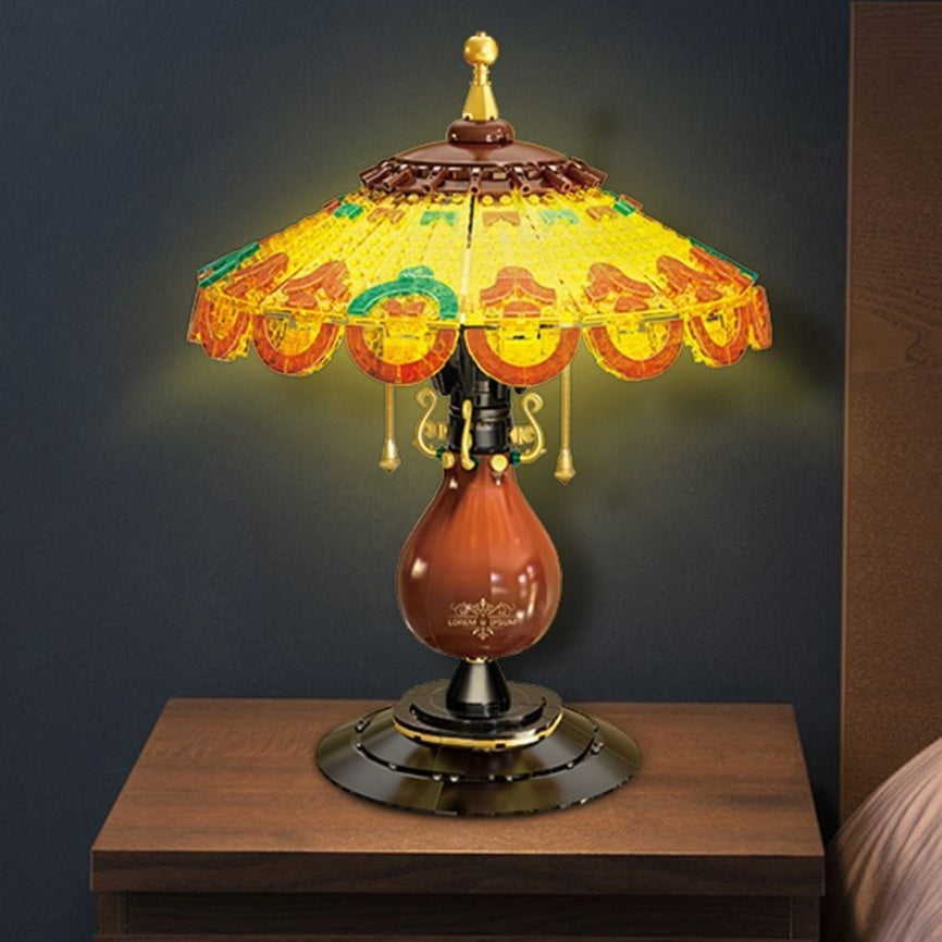 'Terrific Table Lamp'